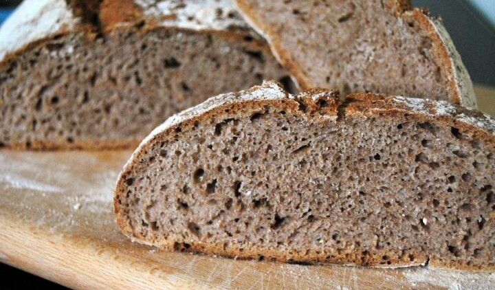 Falso pane integrale: costa di più e fa male pane-integrale